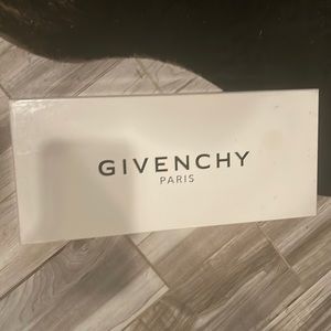 Givenchy shoe box